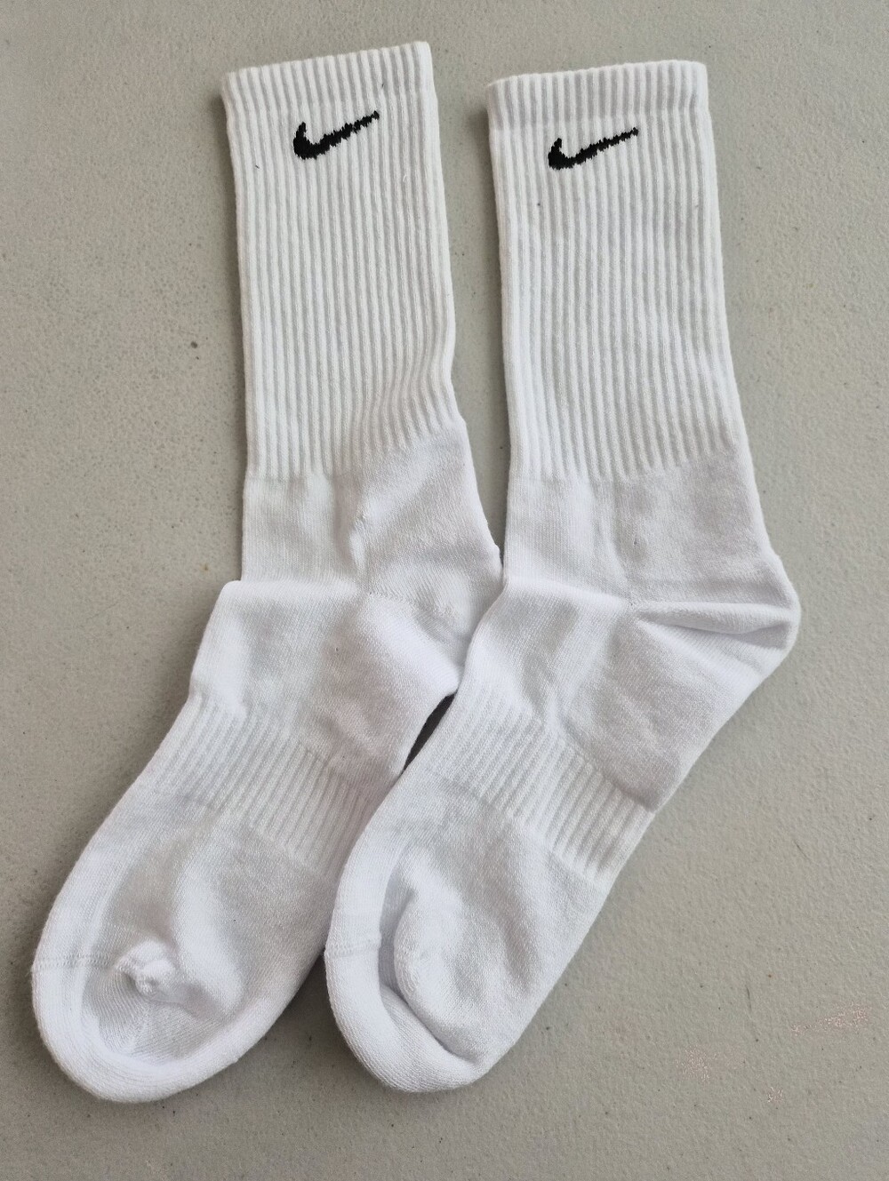 Nike Crew Socks - Picture 3 of 9